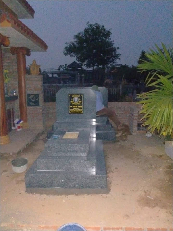 LẮP MỘ ĐÁ