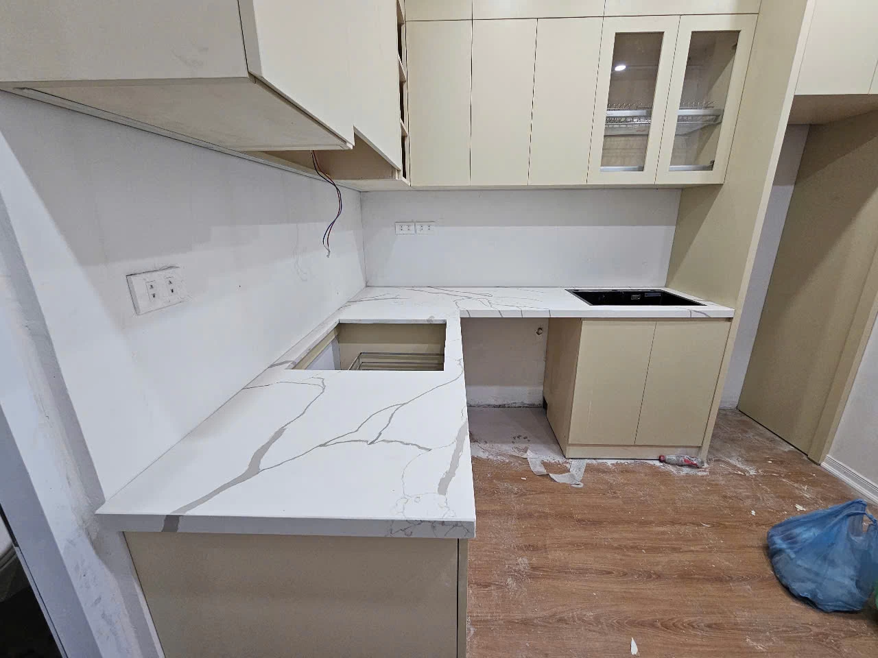 Đá ốp bếp hoàng mai hà nội
