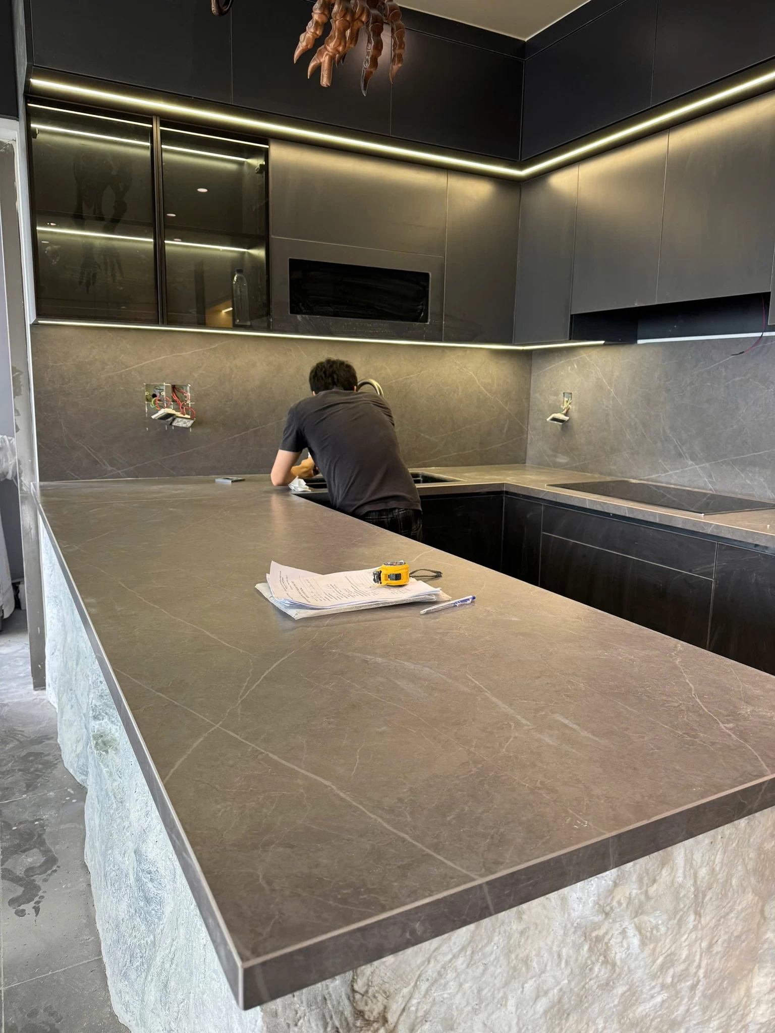 Đá ốp mặt bếp Hoàng Mai Hà Nội